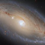 El telescopio Hubble detecta el ‘ojo’ celestial, una galaxia con un núcleo increíblemente activo