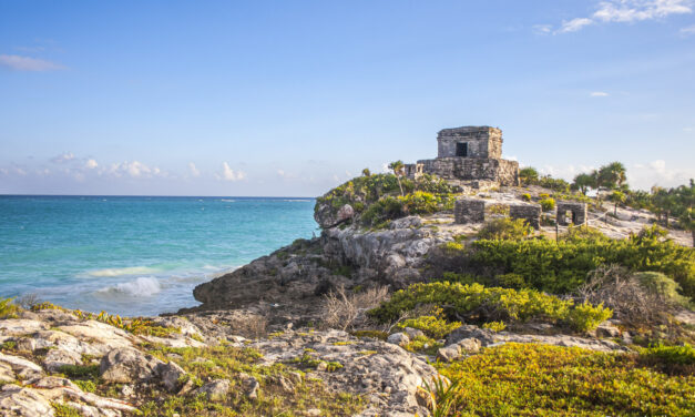 Tulum, Puerto del mundo maya